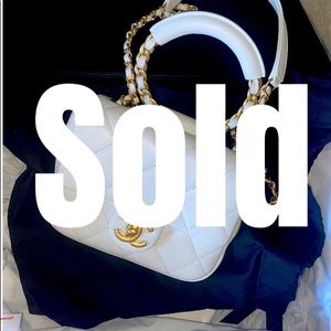 ⛔️SOLD ⛔️🖤🖤Chanel Loop Flap Bag